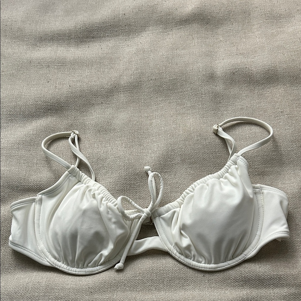 Xhilaration White Underwire Bikini Top with Front Tie